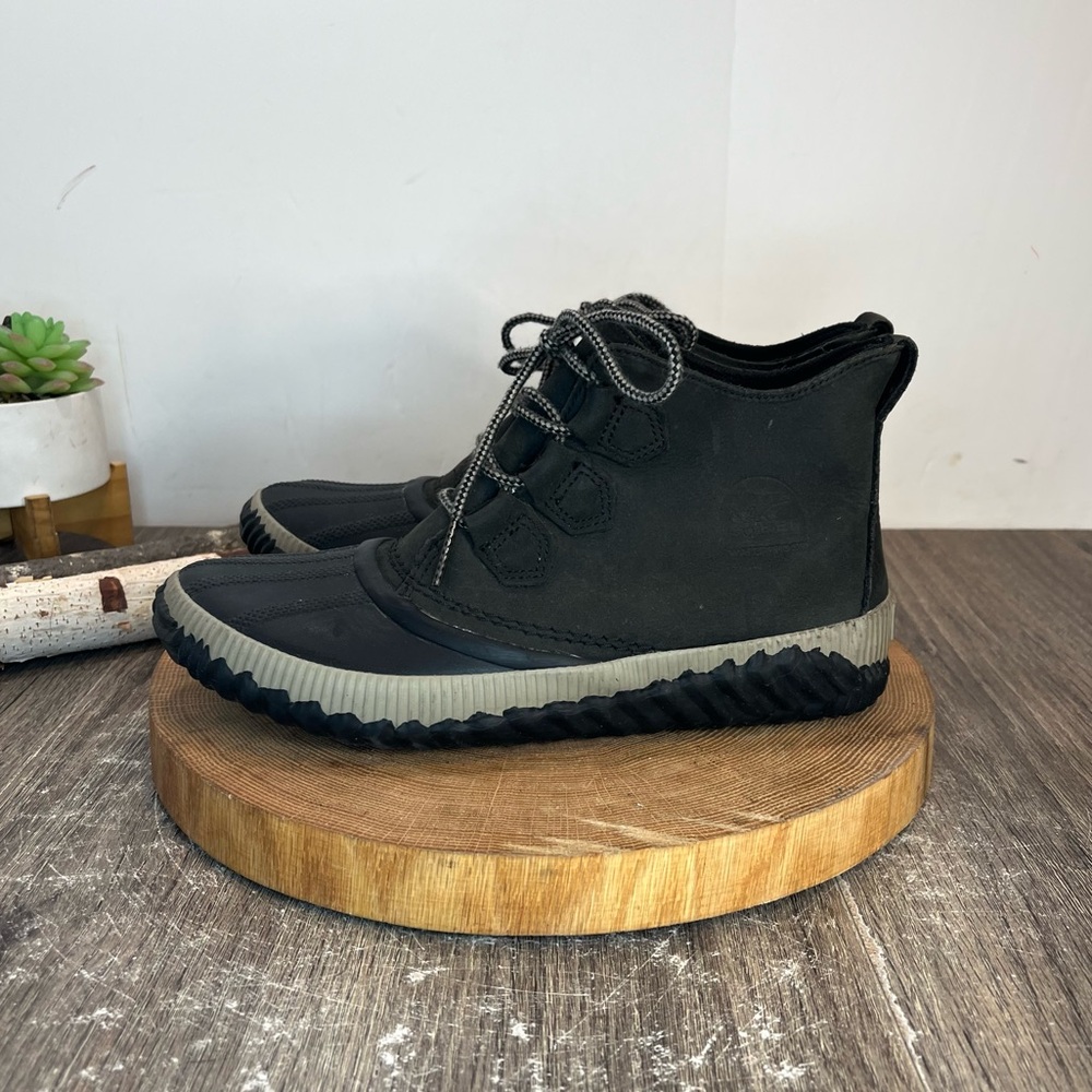 *Sorel | Women's Slouch Boots in Black NL3069-010 Size 9